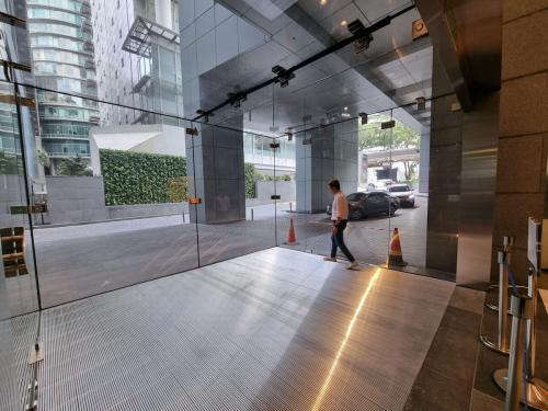 Lathamgrid-Menara-IMC2